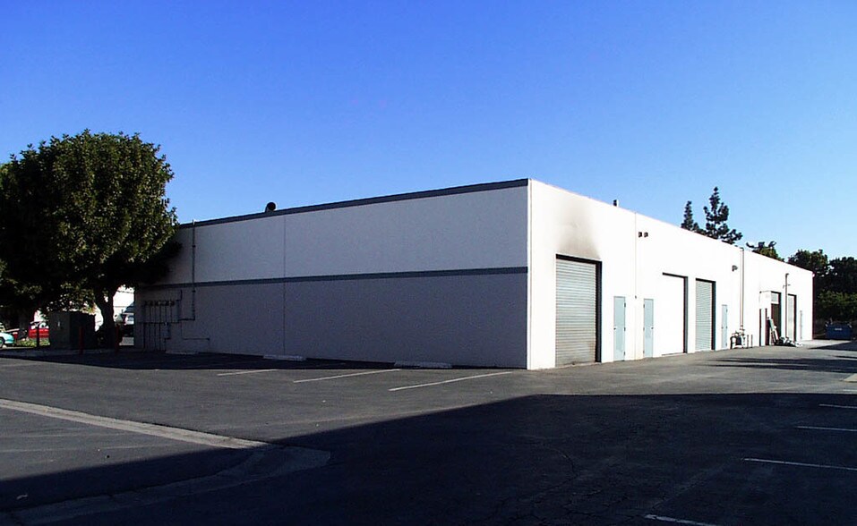 More Photos Of 13112-13126 Telegraph Rd, Santa Fe Springs Warehouse For Lease