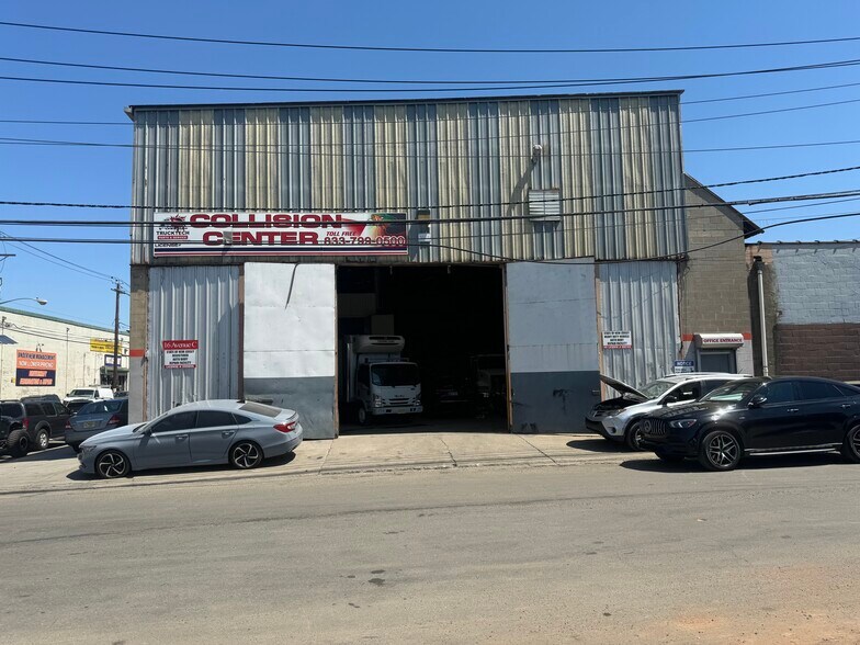 More Photos Of 2-16 Avenue C, Newark Warehouse For Lease