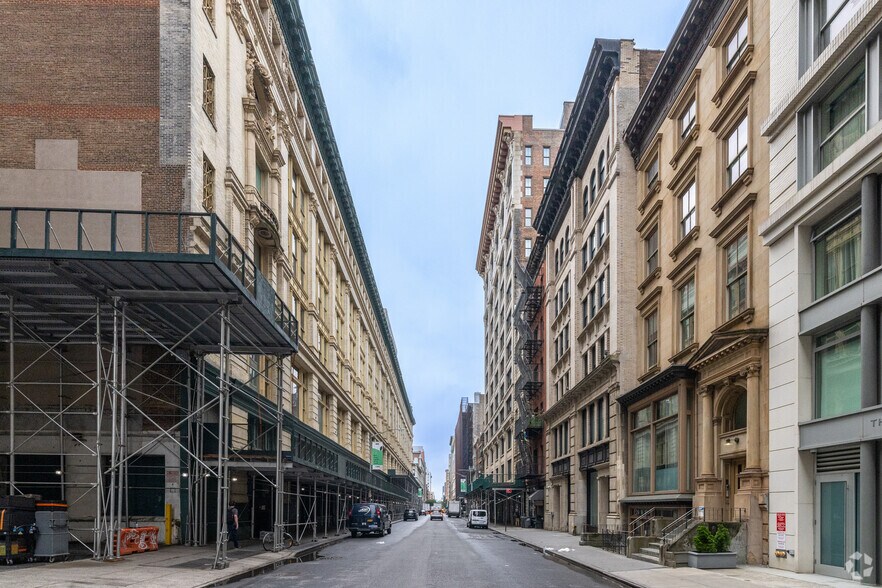 More Photos Of 28 W 20th St, New York Loft Creative Space For Lease