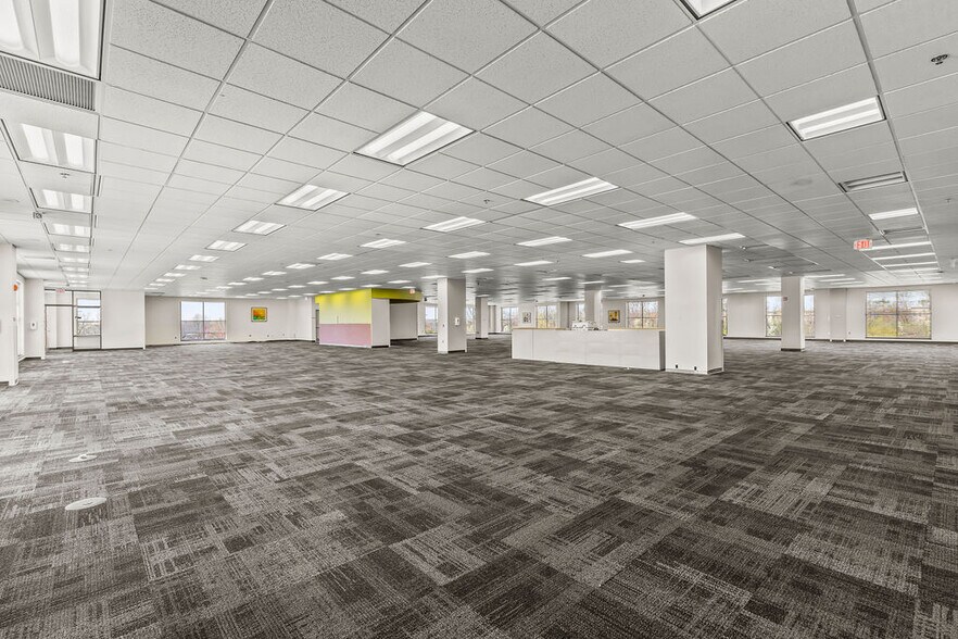 More Photos Of 3400 Morse Xing, Columbus Office For Lease