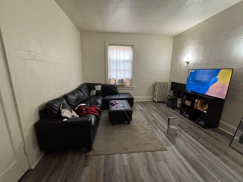 More Photos Of 222 S 15th St, Allentown Apartments For Sale