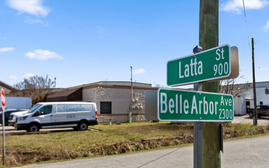 More Photos Of 1140 Latta St, Chattanooga Light Manufacturing For Sale