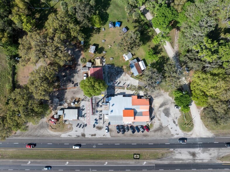 More Photos Of 337 S US Highway 17, East Palatka General Retail For Sale