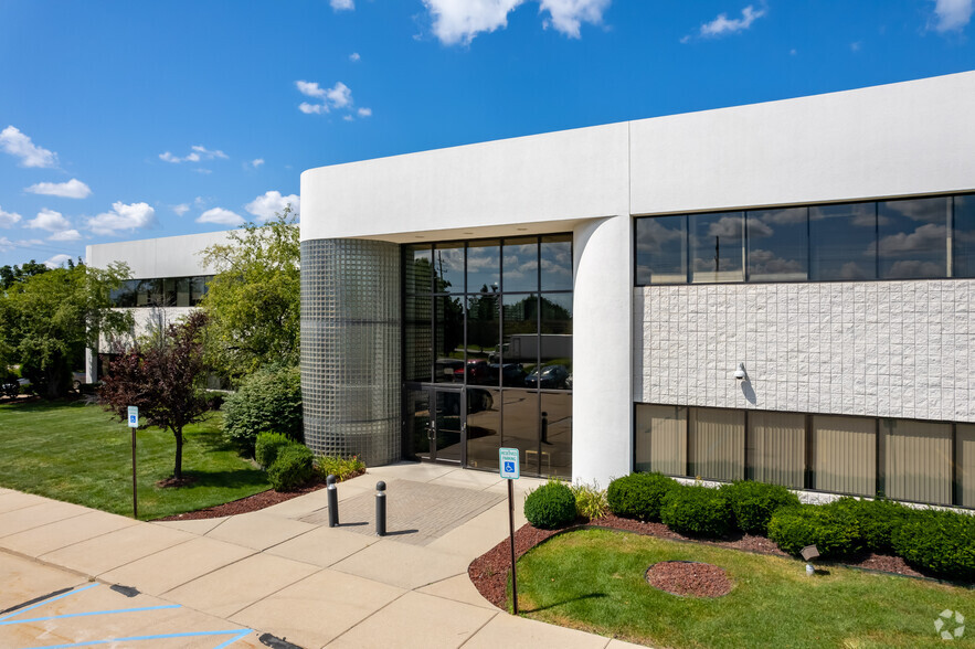 Primary Photo Of 35801-35875 Mound Rd, Sterling Heights Office For Lease