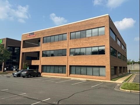 Primary Photo Of 2745 Hartland Rd, Falls Church Office For Sale