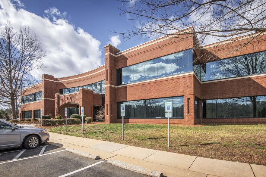 More Photos Of 1130 Situs Ct, Raleigh Office For Lease