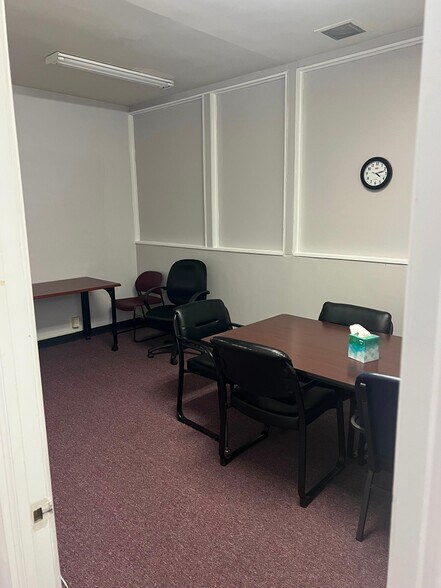 More Photos Of 320 E Lee Ave, Yadkinville Medical For Sale