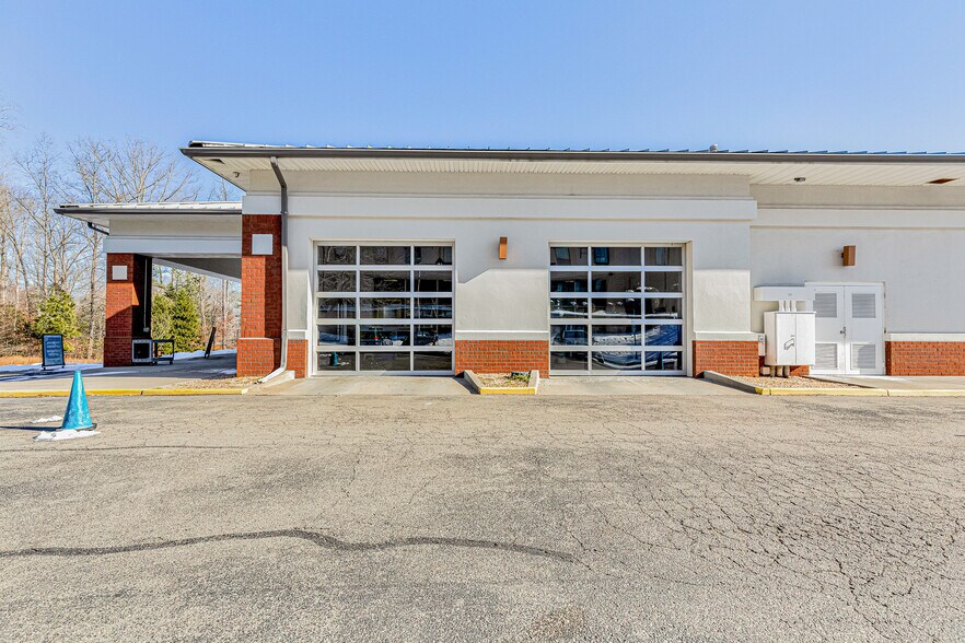 More Photos Of 13550 Hull Street Rd, Midlothian Carwash For Sale