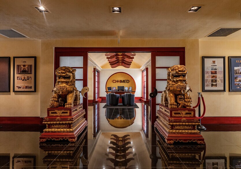 More Photos Of 152 Ne 167th St, Miami Medical For Sale