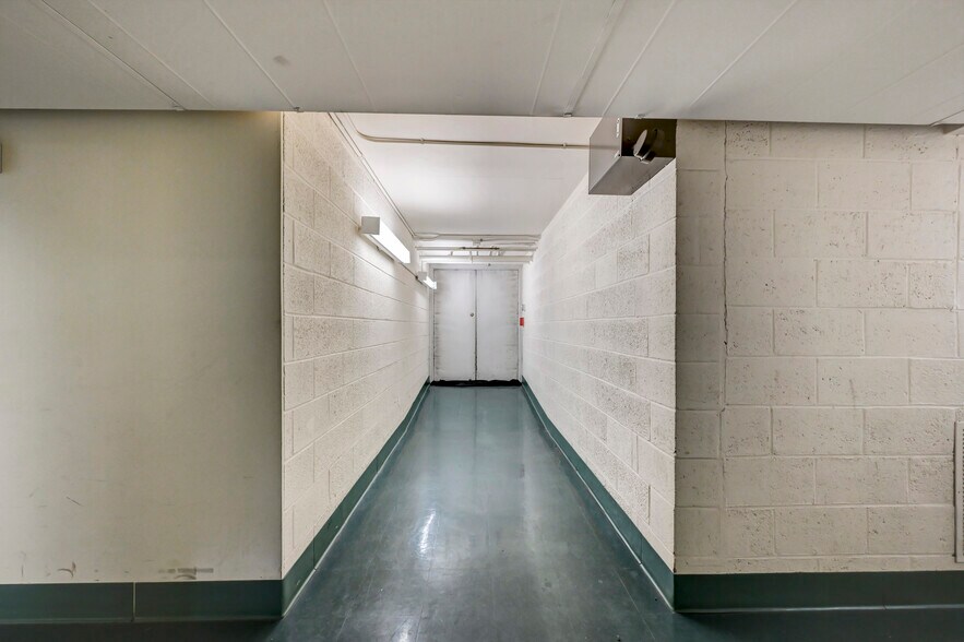 More Photos Of 301 Delaware Ave, Olyphant Office For Sale