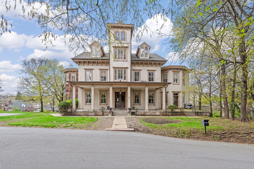 More Photos Of 99 Starr St, Phoenixville Office For Sale