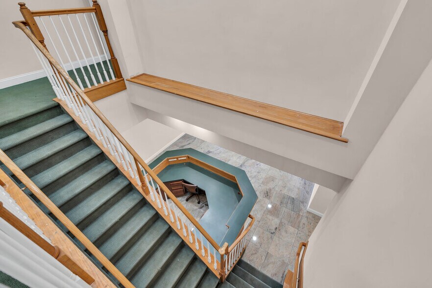 More Photos Of 1 Dag Hammarskjold Blvd, Howell Office For Sale