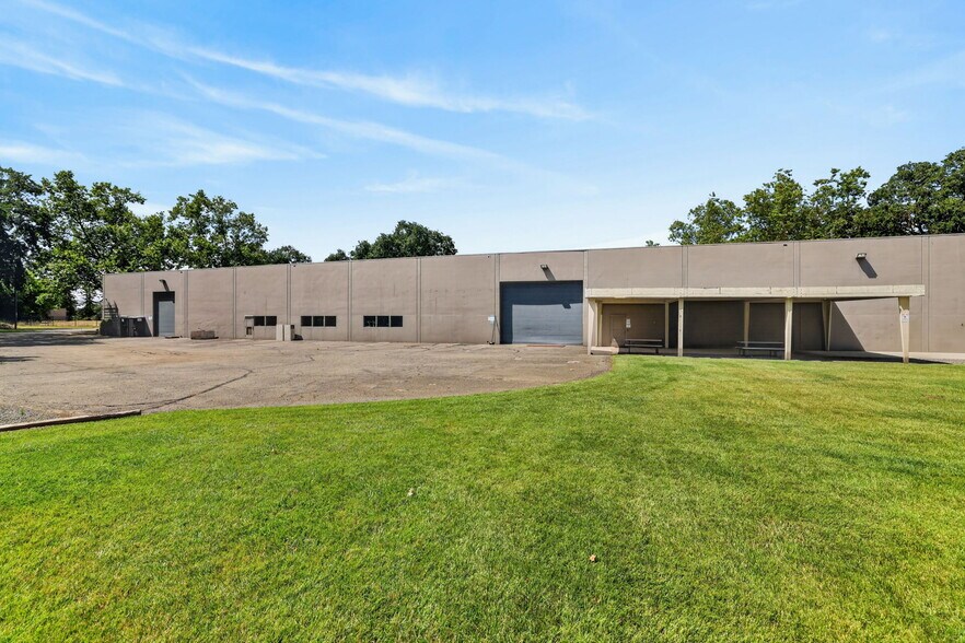 More Photos Of 1222 Research Park Dr, Davis Flex For Lease
