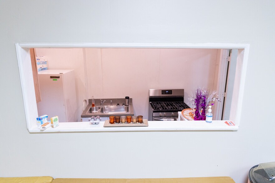 More Photos Of 4409 Hovis Rd, Charlotte Specialty For Sale