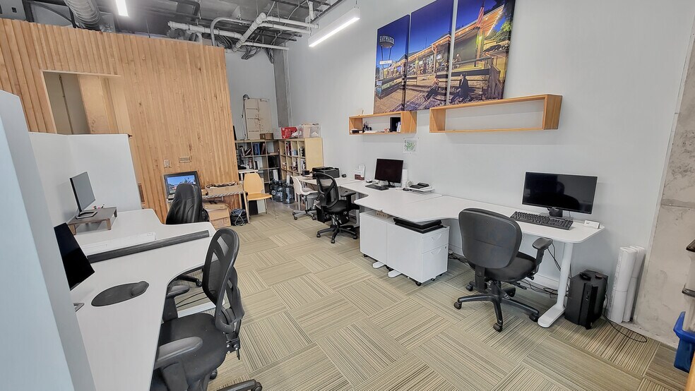 More Photos Of 1212 Chicon St, Austin Storefront Retail Office For Lease