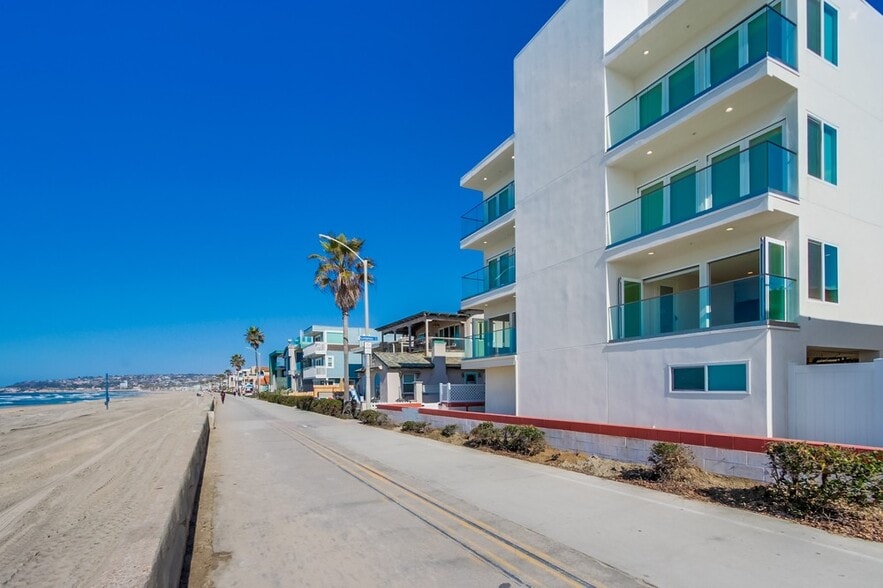 More Photos Of 3449 Ocean Front Walk, San Diego Apartments For Sale