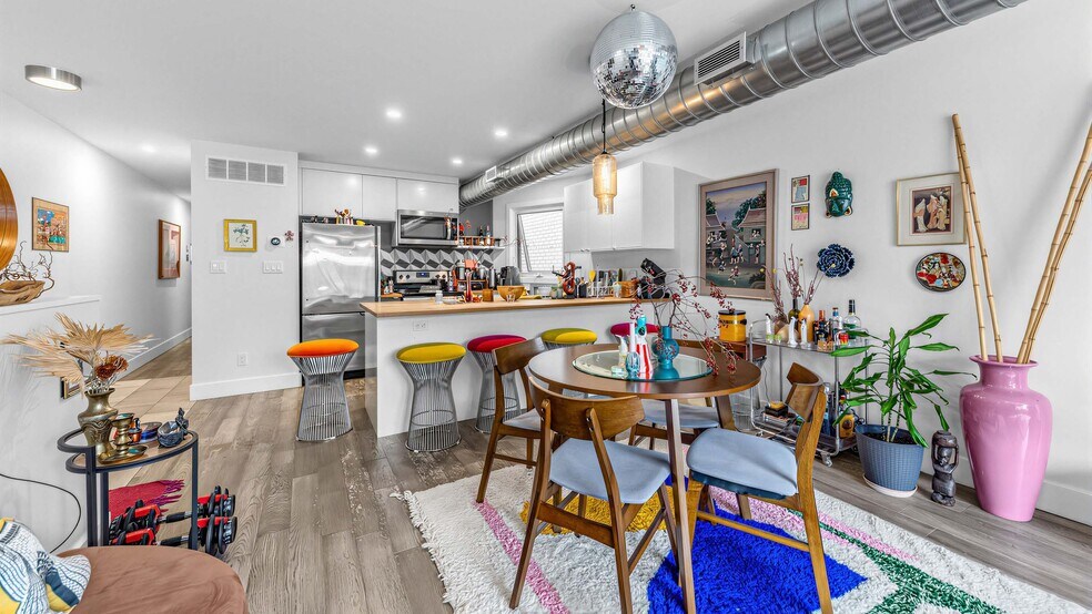 More Photos Of 1088 Bathurst St, Toronto Storefront Retail Residential For Sale