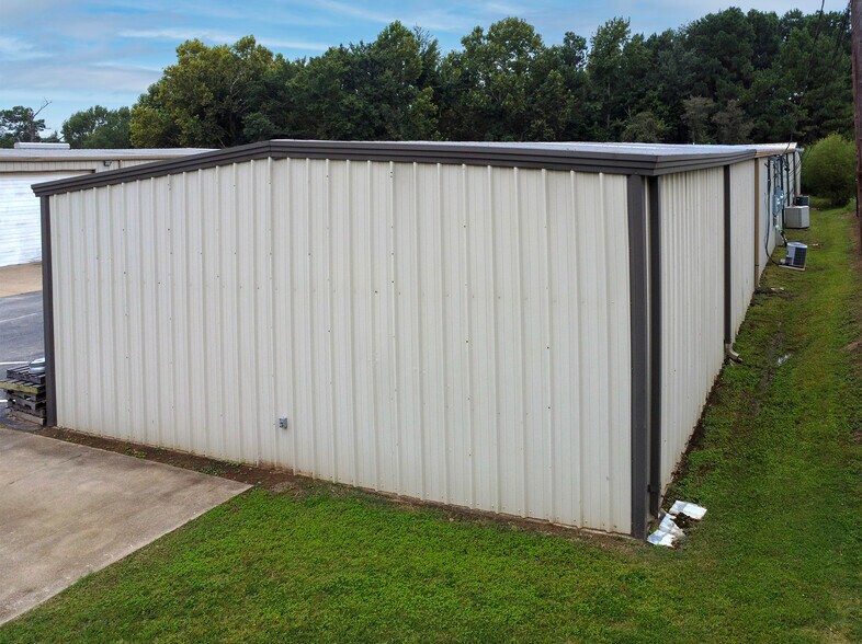 More Photos Of 13306 State Highway 110 S, Tyler Warehouse For Sale