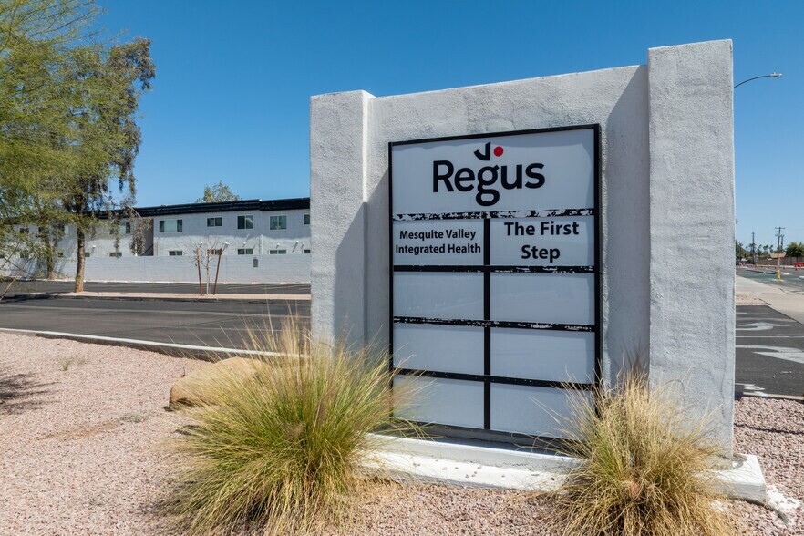 More Photos Of 560 W Brown Rd, Mesa Office For Lease