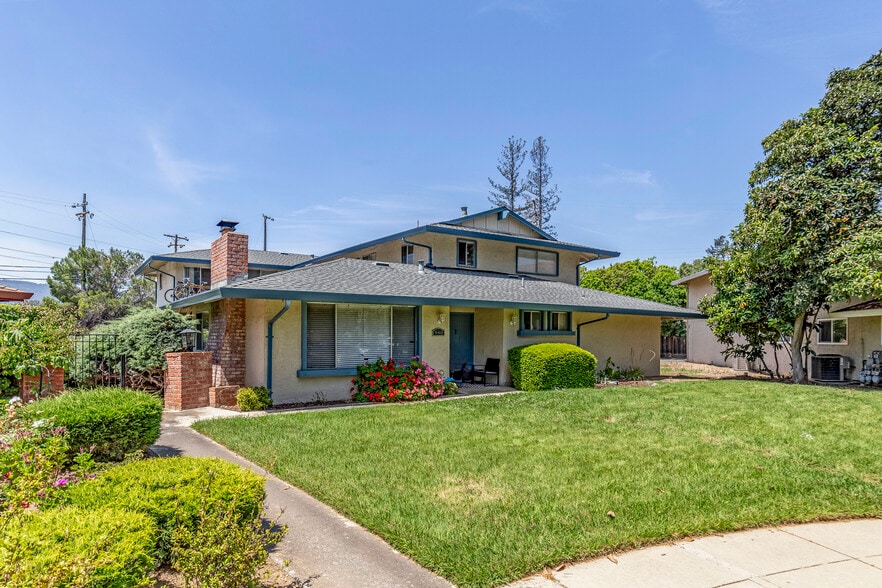 More Photos Of 940 Weldwood Ct, Los Gatos Apartments For Sale