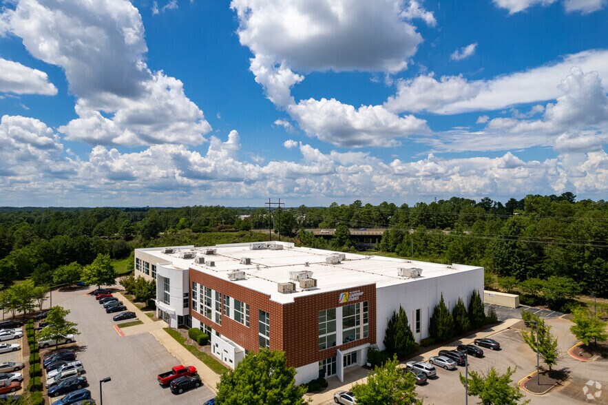 More Photos Of 280 Towerview Ct, Cary Office For Lease