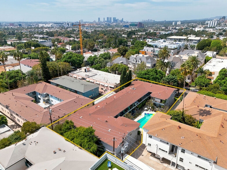More Photos Of 1218 N Laurel Ave, West Hollywood Apartments For Sale