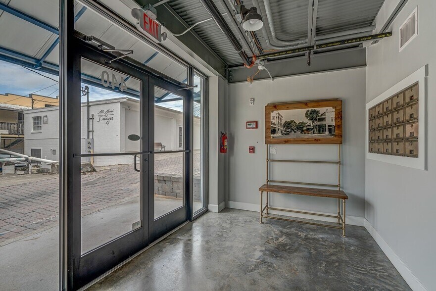 More Photos Of 440 Royellou Ln, Mount Dora Office For Lease