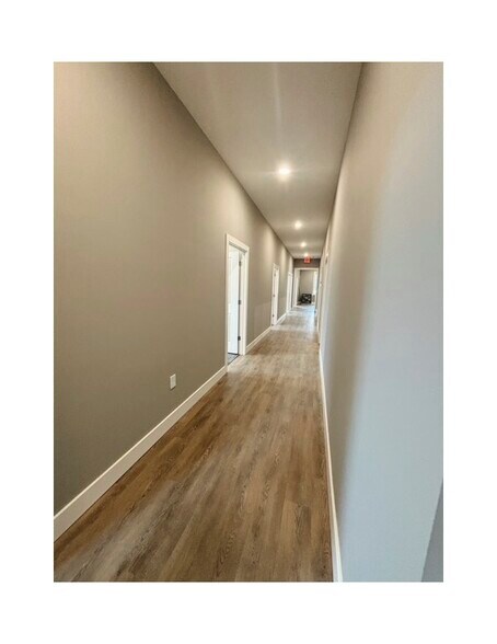More Photos Of 2678 Townsend Ct, Clarksville Medical For Lease