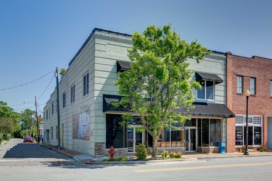 More Photos Of 302 Main St, Columbia Industrial For Sale