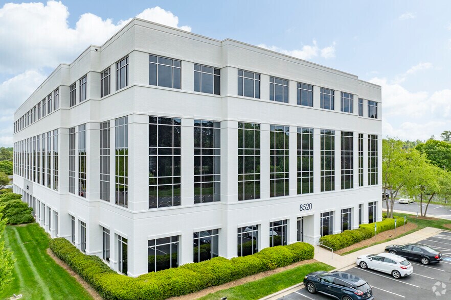 More Photos Of 8520 Cliff Cameron Dr, Charlotte Office For Lease