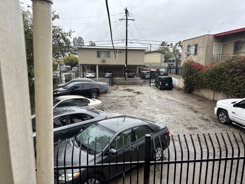 More Photos Of 2361 Scarff St., Los Angeles Multifamily For Sale