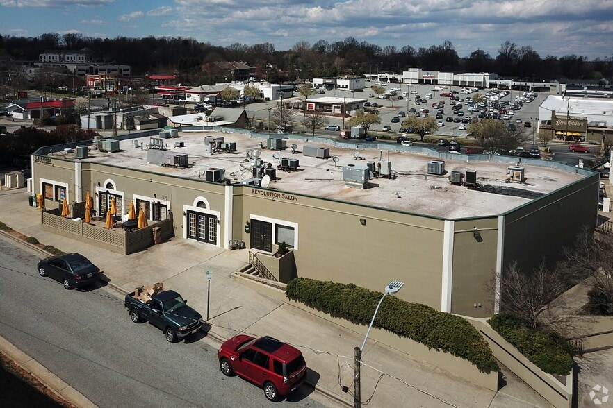 More Photos Of 502-504 E Cornwallis Dr, Greensboro Freestanding For Sale