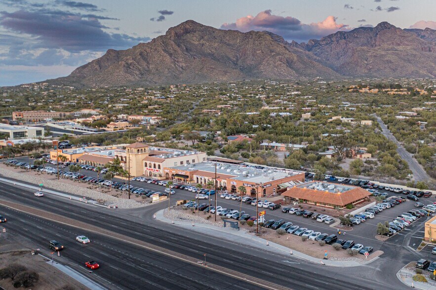 More Photos Of 7250-7356 N Oracle Rd, Tucson Unknown For Lease