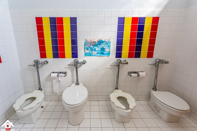 More Photos Of 222 E 61st St, Chicago Daycare Center For Sale