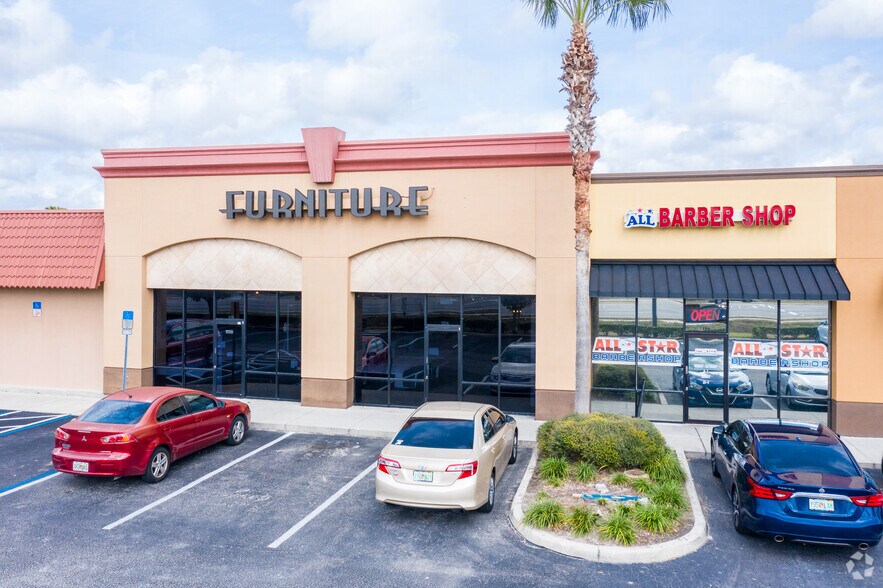More Photos Of 11229 E Colonial Dr, Orlando Unknown For Lease