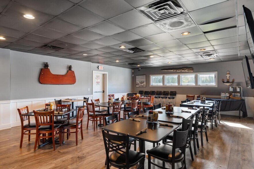 More Photos Of 7515 S US Highway 31, Alanson Restaurant For Sale