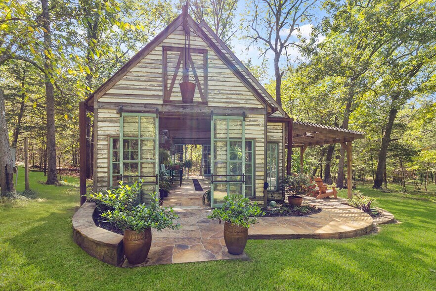 More Photos Of 2769 RS County Road 3160, Emory Lodge Meeting Hall For Lease