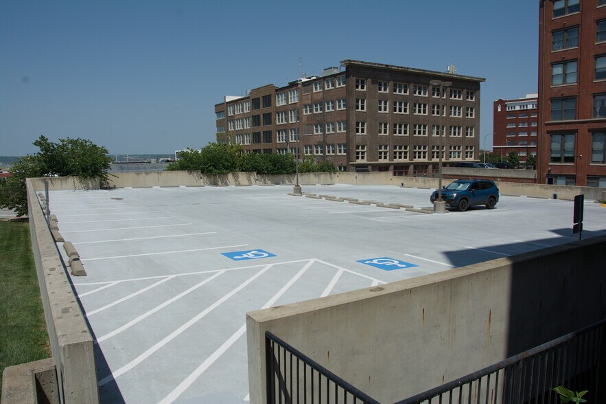 More Photos Of 804-808 Broadway St, Kansas City Apartments For Sale