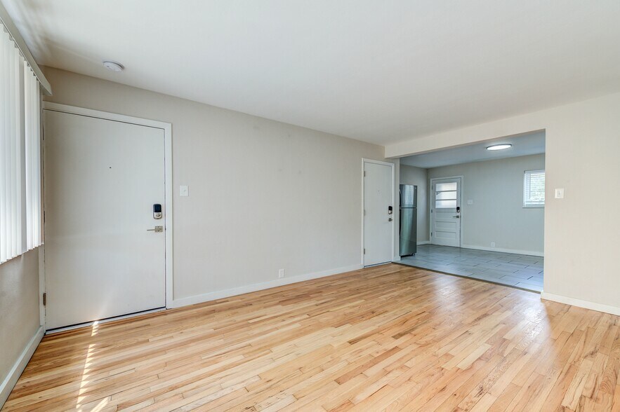 More Photos Of 7361 Dale Ave, Saint Louis Apartments For Sale