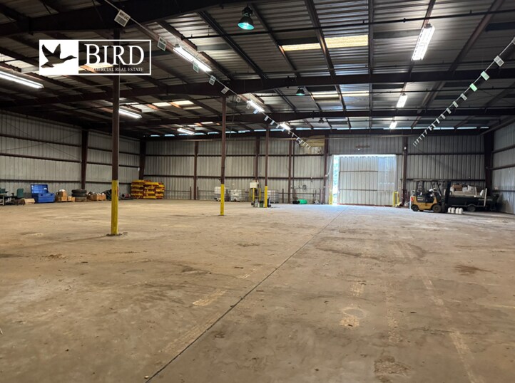 Primary Photo Of 1312 W Oakridge Dr, Albany Warehouse For Lease