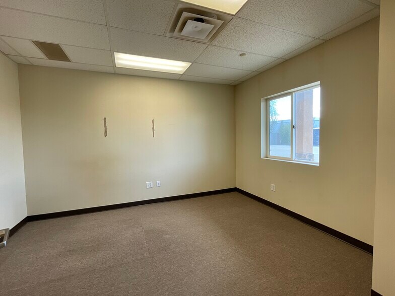 More Photos Of 9669 Havana St, Commerce City Manufacturing For Lease