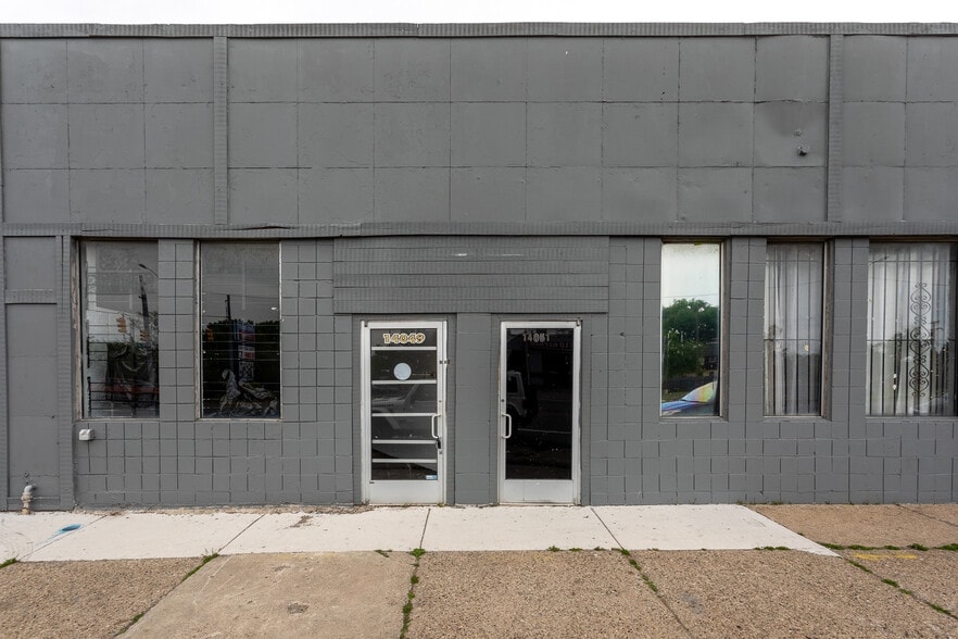 Primary Photo Of 14049-14051 Gratiot Ave, Detroit Storefront Retail Office For Sale