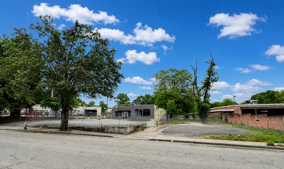 More Photos Of 1657 & 1651 Lakewood Avenue SE, Atlanta Storefront For Sale