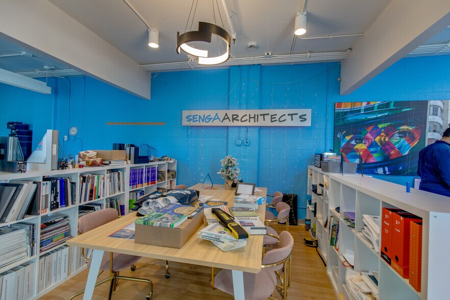 More Photos Of 116 W Hubbard St, Chicago Office For Lease