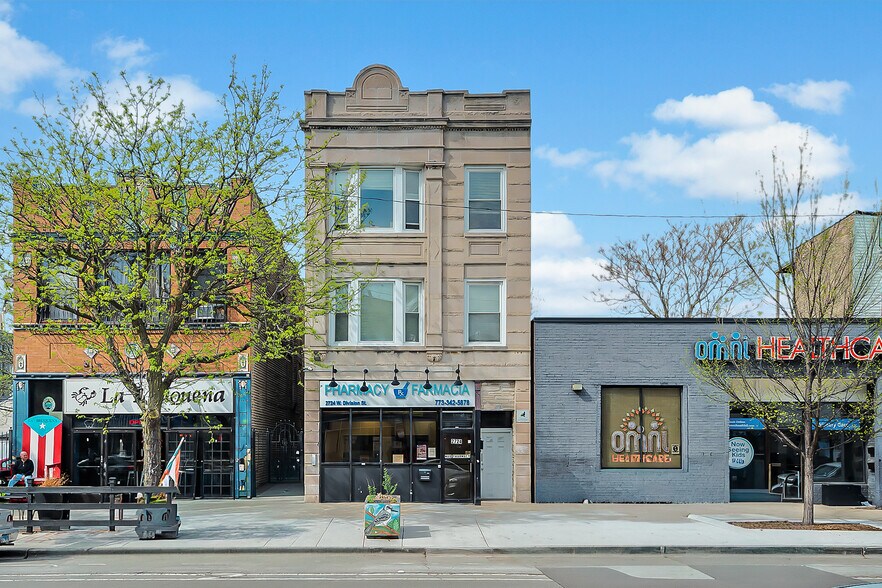 Primary Photo Of 2724 W Division St, Chicago Apartments For Lease