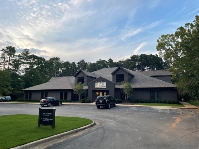 More Photos Of 1922 Professional Cir, Auburn Office For Lease