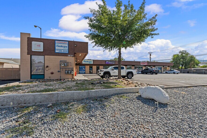 More Photos Of 1870 Vassar St, Reno Storefront Retail Office For Sale