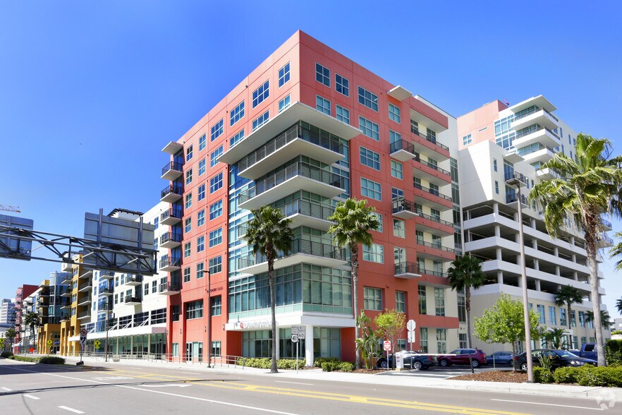 More Photos Of 1208 E Kennedy Blvd, Tampa Apartments For Lease