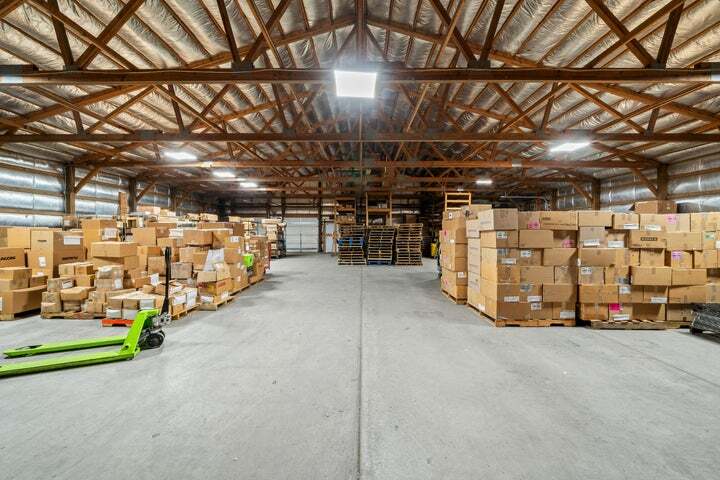More Photos Of 130 Elizabeth Ln, Genoa City Industrial For Lease