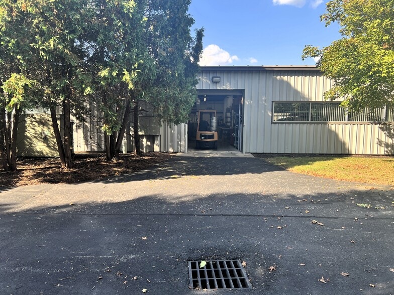 More Photos Of 6175 Enterprise Ct, Dublin Office For Lease